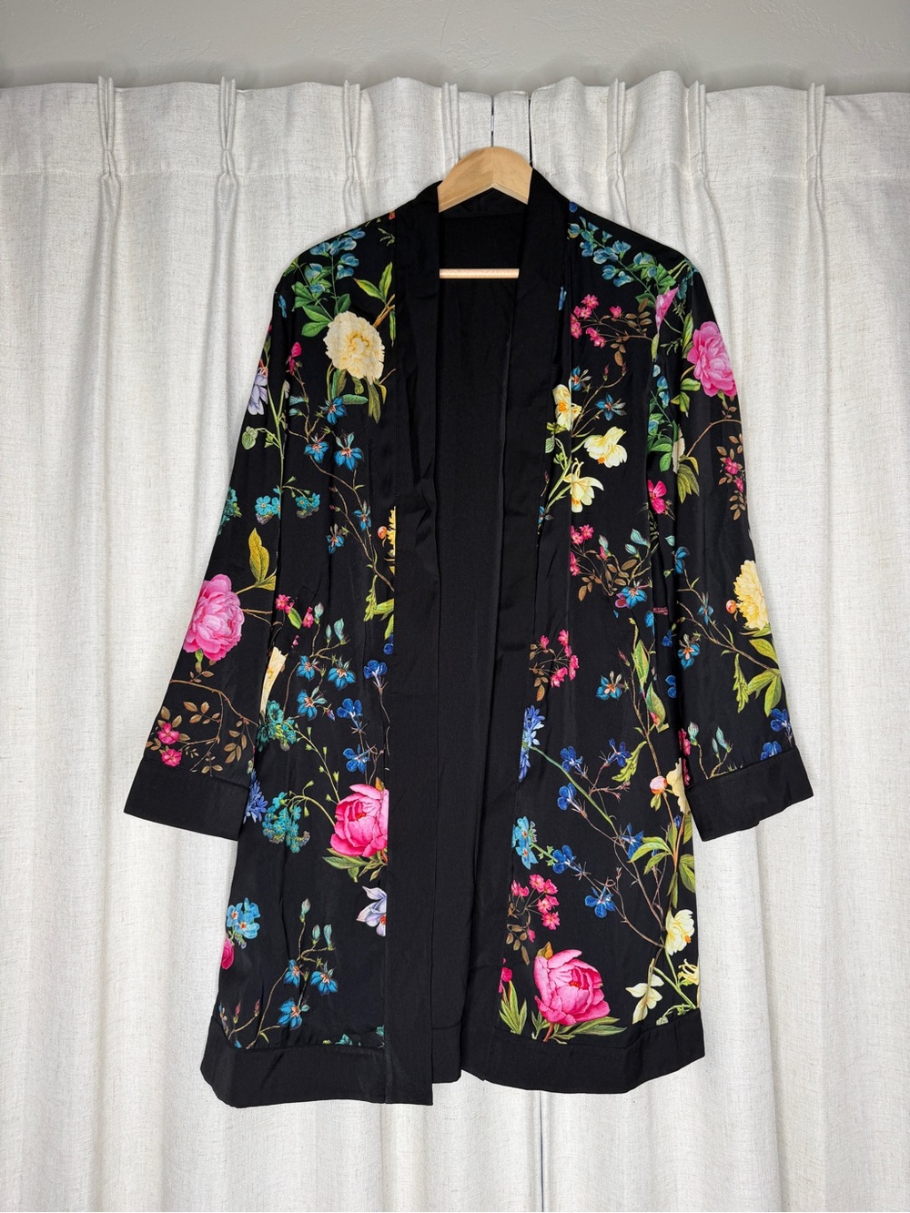 Floral Satin-Trim Kimono Robe - Black with Multicolor Floral
